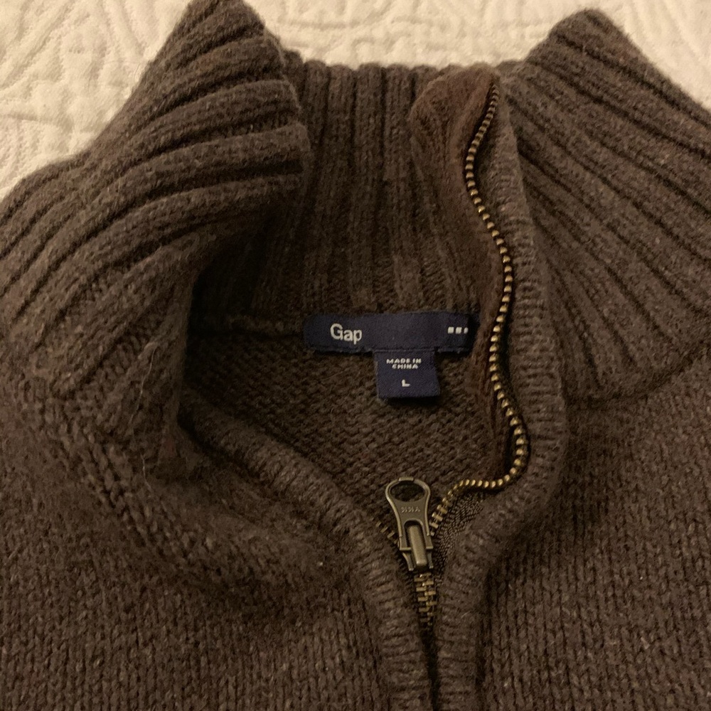 Sweater - Picture 3 of 3